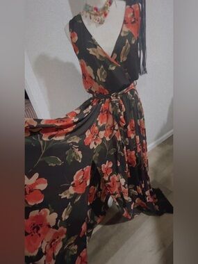 Vici flowy maxi dress